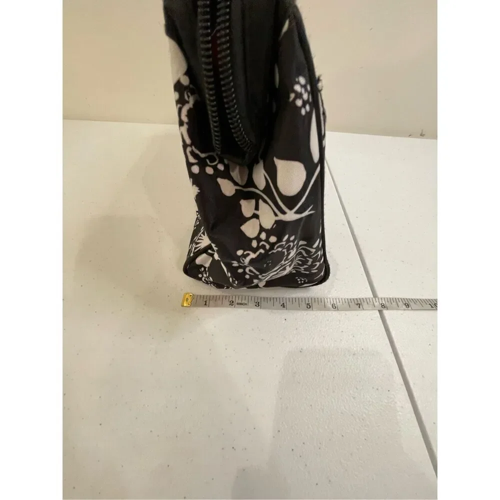 Thirty One black white make up bag zippered